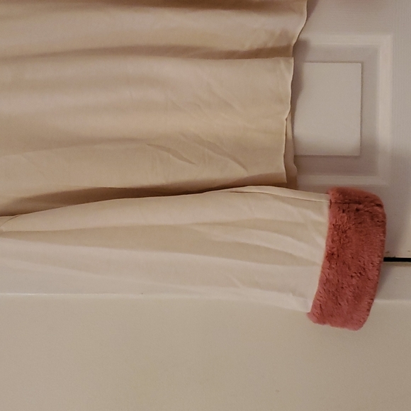 Cropped Top - Picture 4 of 8